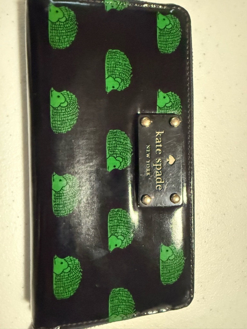 Kate Spade Hedgehog Wallet 🦔 Black Patent Leather Zip Around